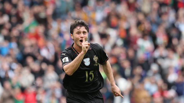 «Portugal tem de deslumbrar? Fomos campeões da Europa sem jogar bem!»