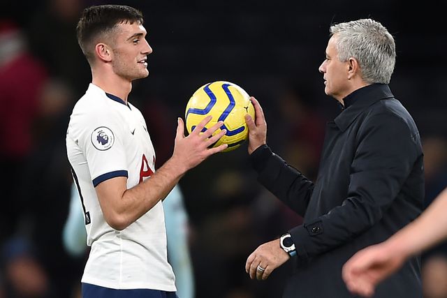 José Mourinho orientou Troy Parrott no Tottenham