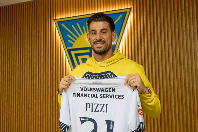 Pizzi revela que uma das premissas para a sua contratação foi a de ajudar um plantel muito jovem a crescer e evoluir. Foto: Breno Barison