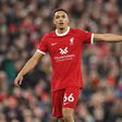 Trent Alexander-Arnold vai deixar o único clube que já representou na carreira