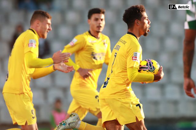 Destaques do Portimonense: Carlinhos e Sylvester Jasper bem tentaram comer a Relva(s)...