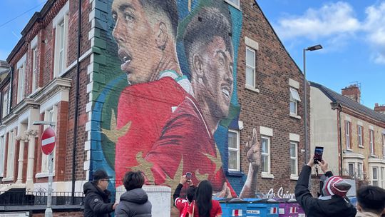 Anfield é um estádio especial até pelo que o rodeia (fotos)