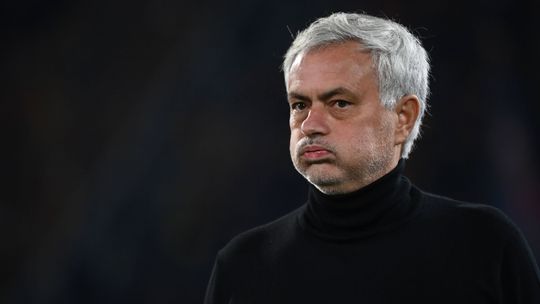 Mourinho volta a conhecer o sabor da derrota em Bolonha