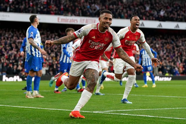 Arsenal volta às vitórias, Aston Villa também vence e Wolves perdem por três