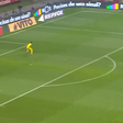 VÍDEOS: golaço anulado a Rafa, Trubin evita o empate