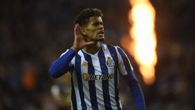 FC Porto: gesto de Gonçalo Borges de mão na orelha não é inédito