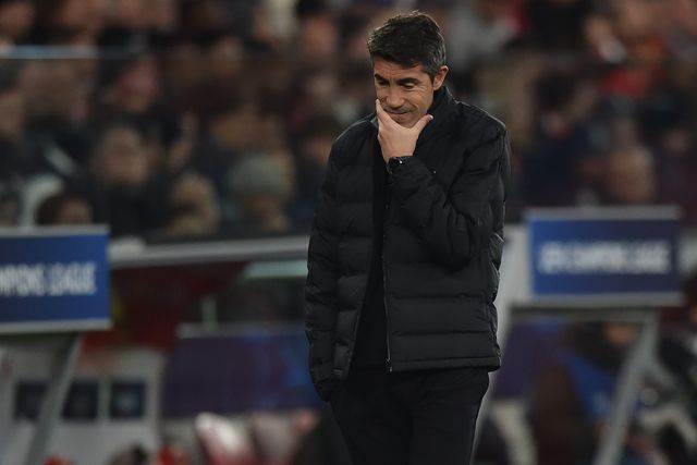 «Bruno Lage fala em evolução do Benfica, mas não parece»
