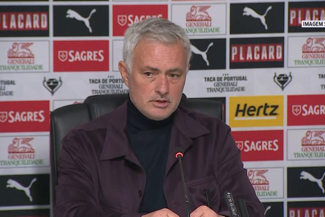 «Não estava à espera que o Manu fizesse os 90 minutos»