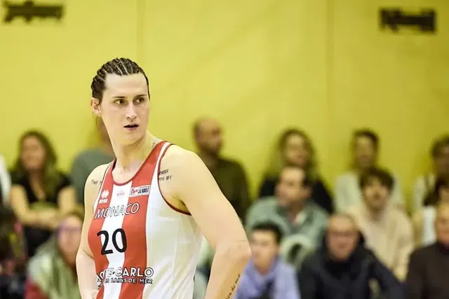 Julie diz que recebe insultos nas redes sociais e nos pavilhões. Instagram Julie Tetart