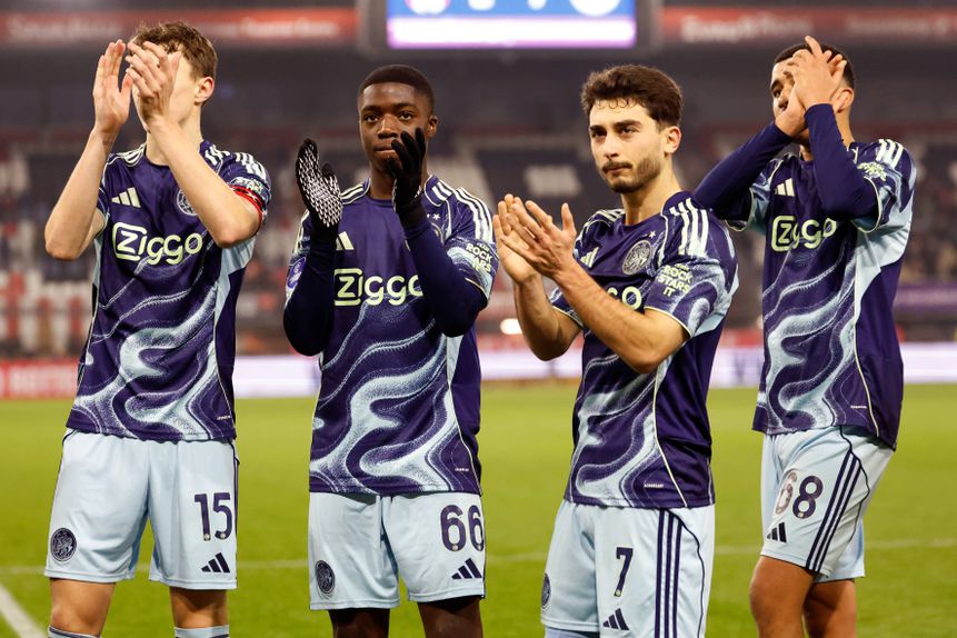 Conjunto de Amesterdão eliminou o modesto Excelsior Maassluis na 2.ª ronda da Taça dos Países Baixos