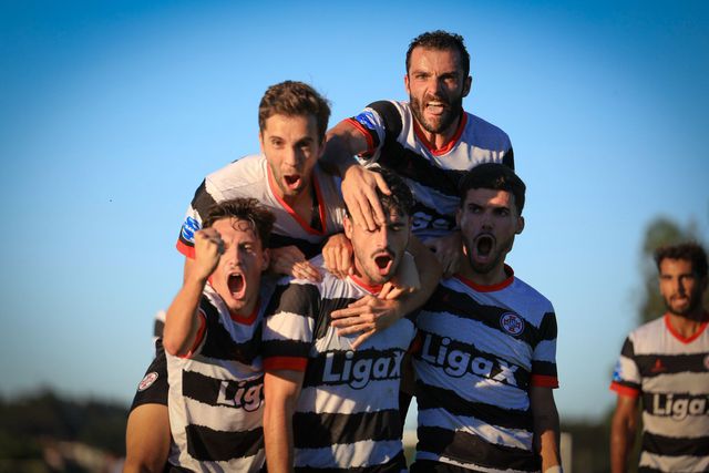 Ovarense lidera o Campeonato SABSEG da AF Aveiro, com quatro pontos de vantagem sobre o Espinho - Foto: AD OVARENSE