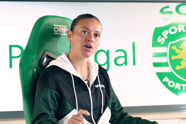 «Na Argentina, trabalha e jogava ao mesmo tempo... e era feliz assim»