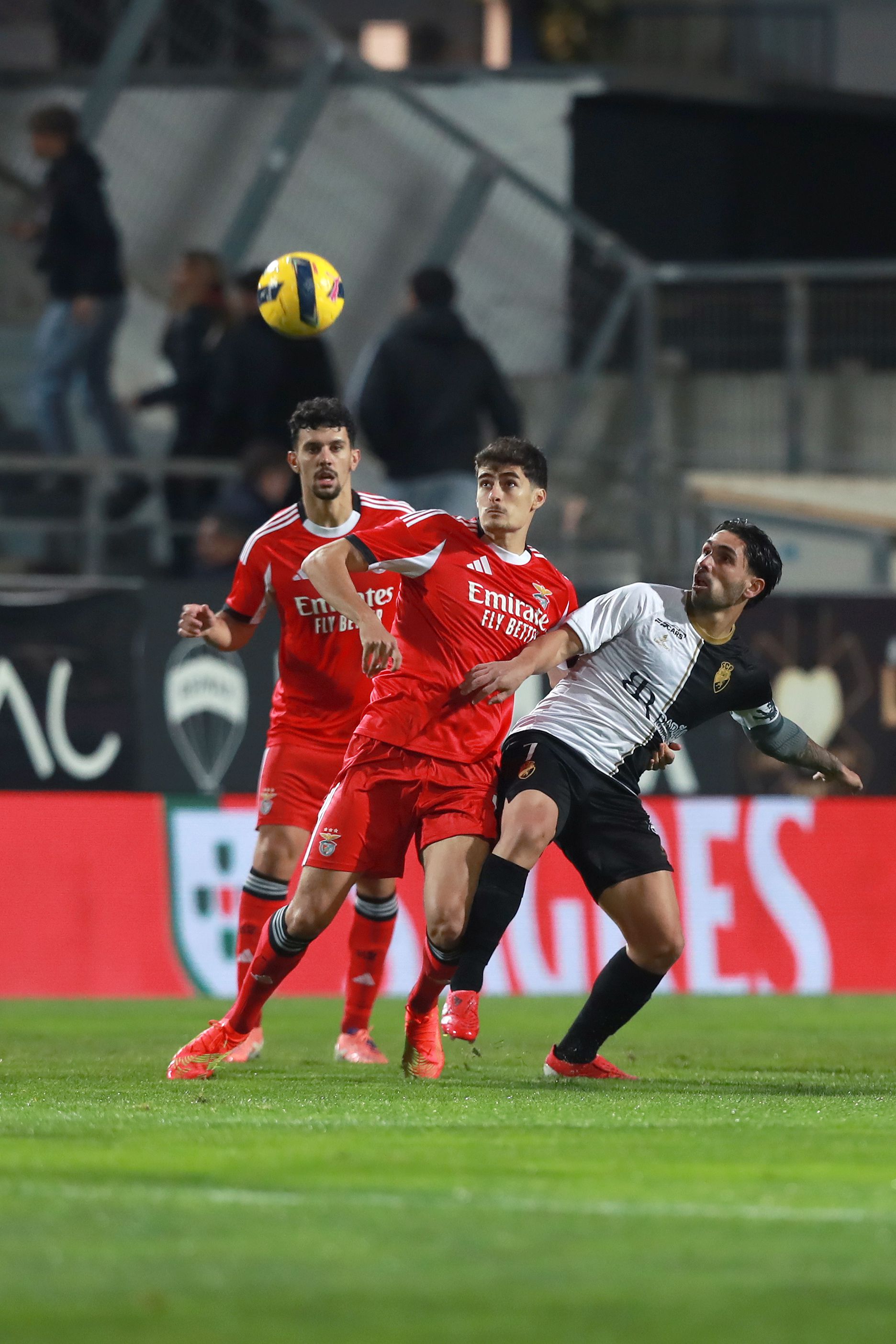 António Silva em duelo com Rui Costa - Foto: Carlos Vidigal Jr. / Kapta+
