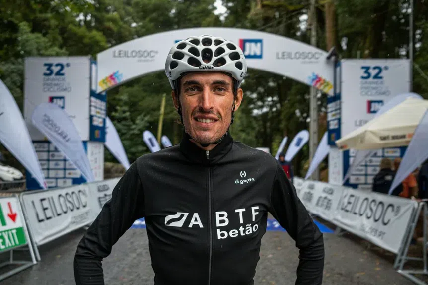 António Carvalho só poderá voltar a competir aos 40 anos    
     Fotografia FPC