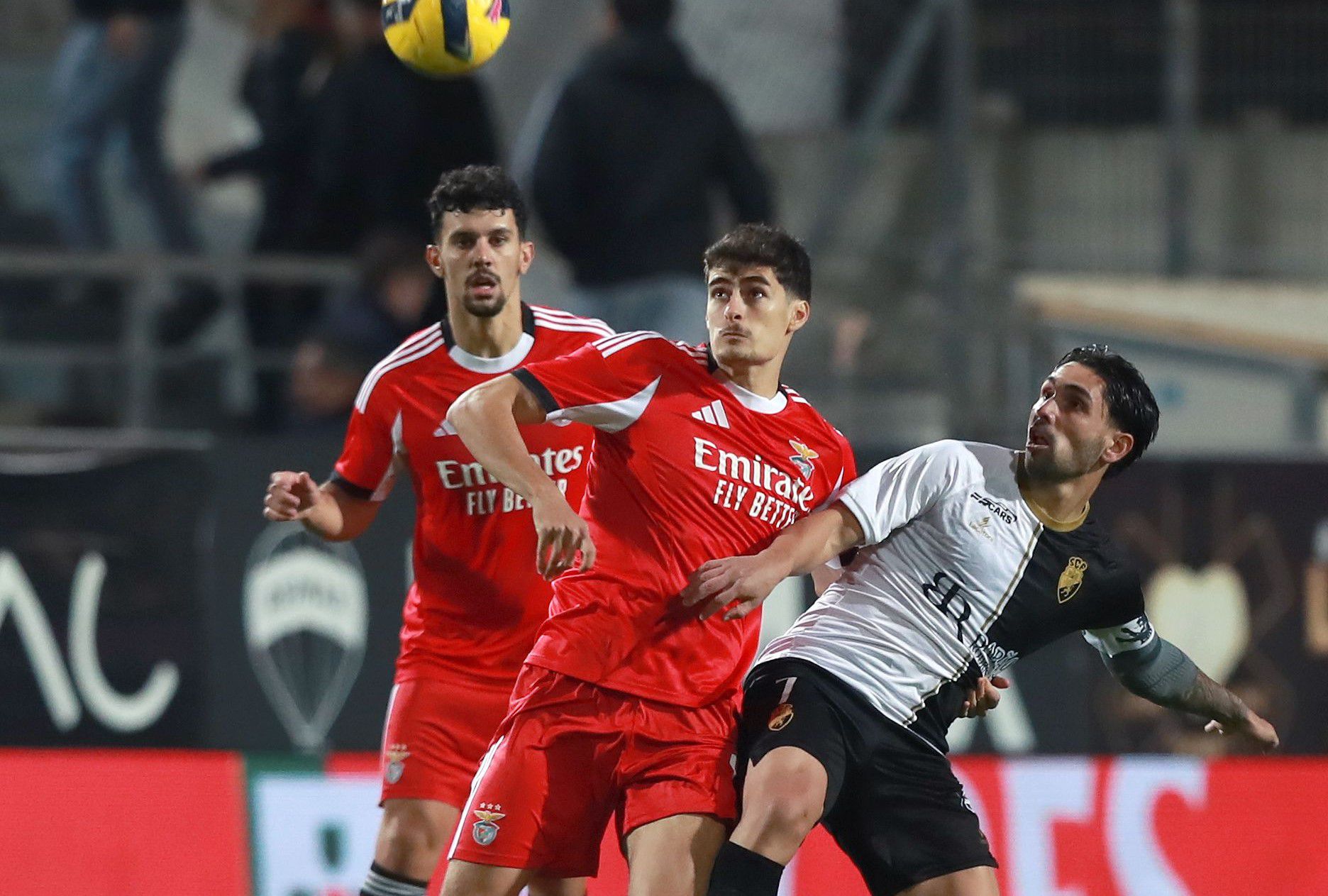 António Silva em duelo com Rui Costa - Foto: Carlos Vidigal Jr. / Kapta+