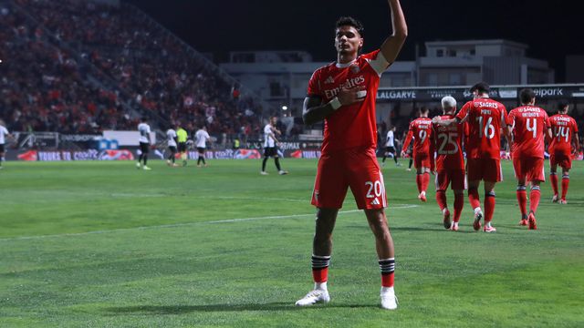 Richard Ríos festeja golo apontado frente ao Farense - Foto: Carlos Vidigal Jr. / Kapta+