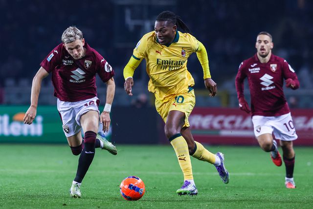 Rafael Leão em ação pelo Milan frente ao Torino