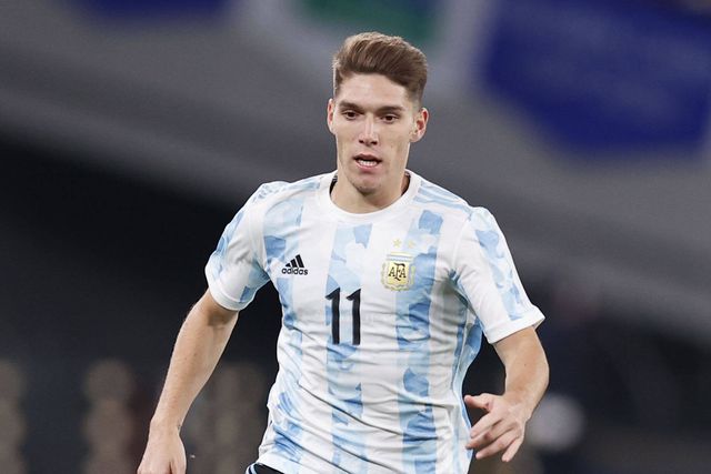 Mercado Benfica: Rollheiser recorre a coach para falar em «mudança»