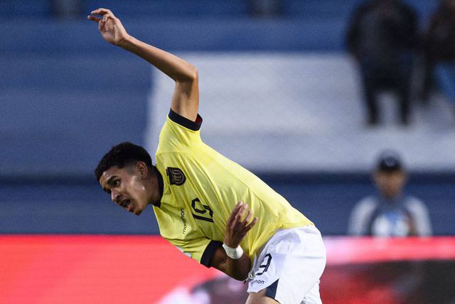 Chelsea paga segurança privada de Kendry Páez no Equador