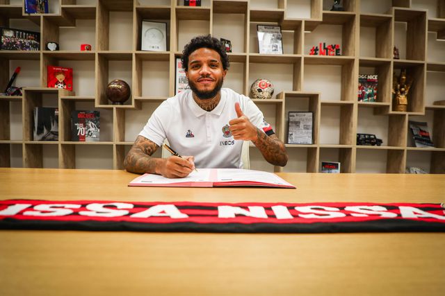 Mercado (oficial): Besiktas, de Fernando Santos, empresta ex-Sporting ao Nice