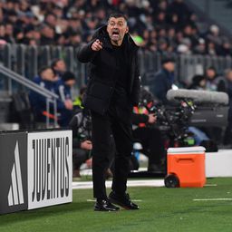 Sérgio Conceição, treinador do Milan, não esconde algum desagrado