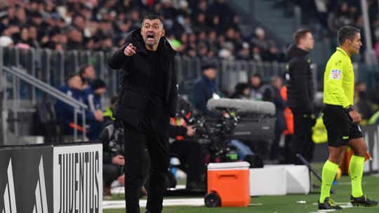 Juventus vinga-se e impõe primeira derrota a Sérgio Conceição no Milan