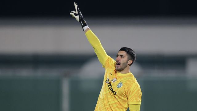 Rui Silva deve assumir a defesa da baliza dos leões no Dragão