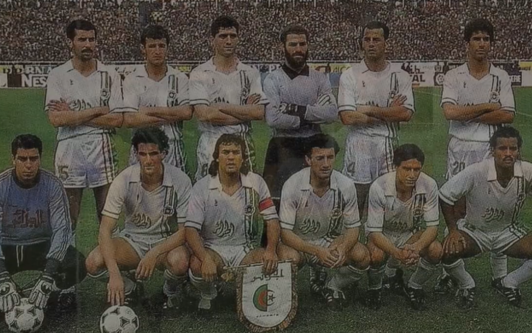 1990 - Argélia - vitória sobre a Nigéria (1-0) - Imagem: YouTube