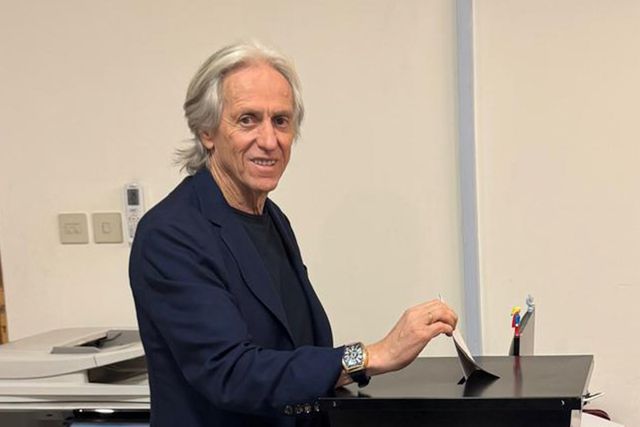 Jorge Jesus exerceu o direito de voto - Foto: jorgejesus/instagram