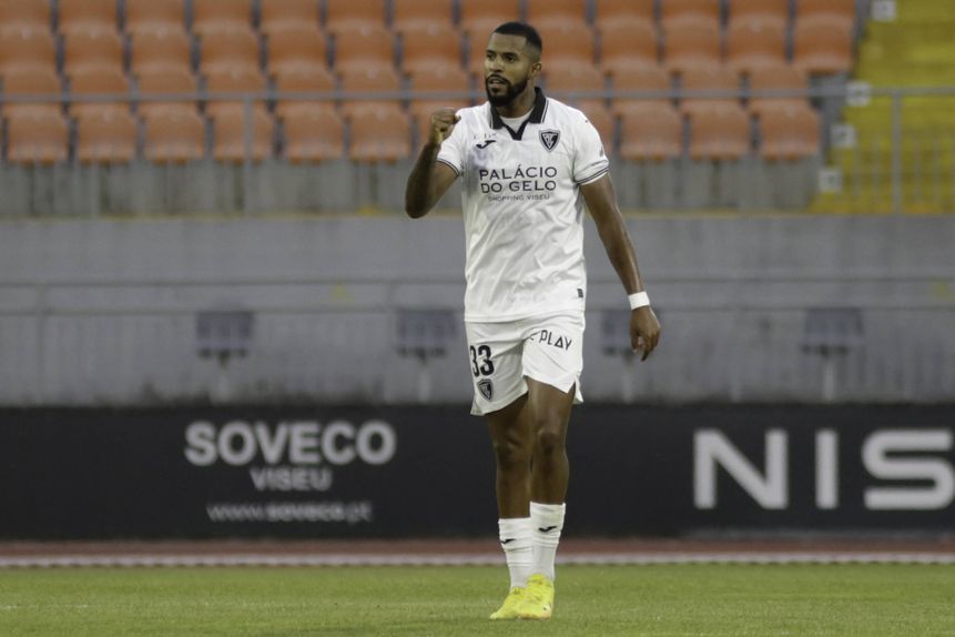 Camisola 33 não se cansa de marcar golos e emblema da cidade de Viriato sonha com o regresso aos grandes palcos