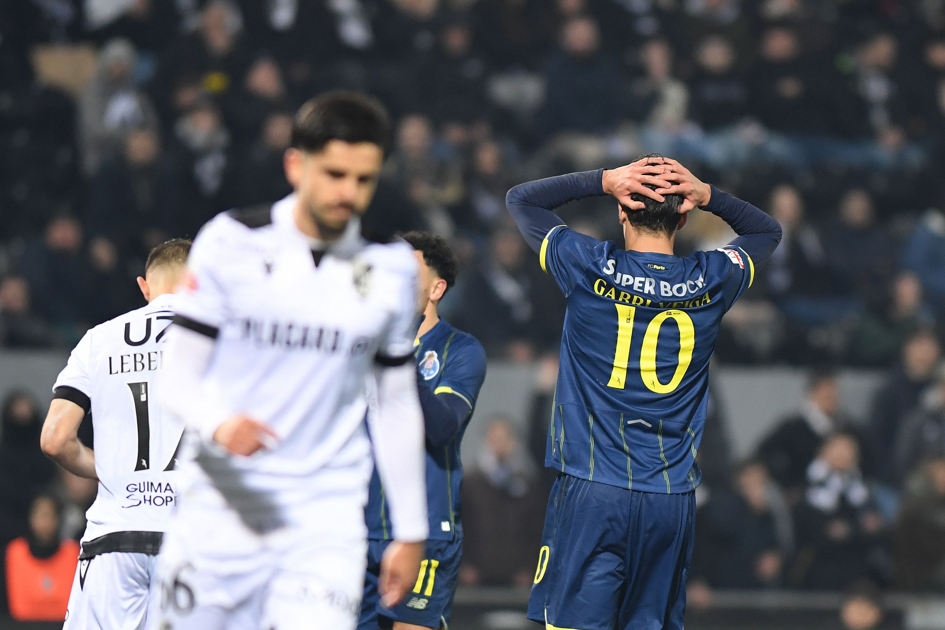 Gabri Veiga desesperado no jogo entre o FC Porto e o V. Guimarães - Foto Rogério Ferreira/Kapta+