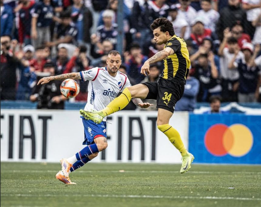 Nahuel ganhou o lugar no Peñarol na época passada - Foto: Instagram