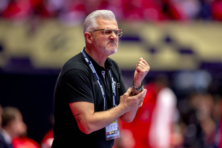 Paulo Jorge Pereira não ficou satisfeito com o resultado. IMAGO