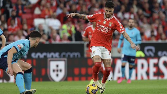 VÍDEO: Rafa Silva marca o quinto golo do Benfica ainda na primeira parte