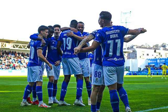Feirense opera reviravolta ante o Nacional (veja os golos)