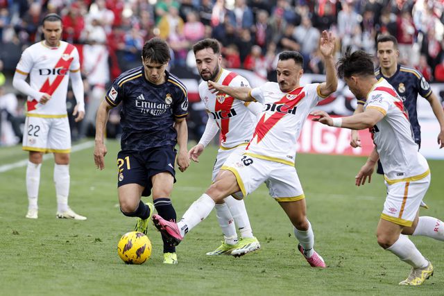 Real Madrid desinspirado empata com Rayo Vallecano com golo de ex-Benfica
