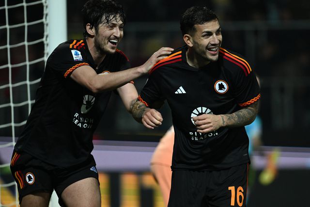 Serie A: Roma consegue a quarta vitória em cinco jogos com De Rossi