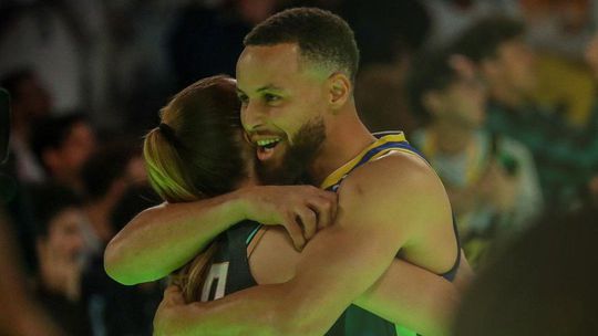 All-Star da NBA: Curry vence Ionescu em duelo inédito de três pontos (vídeos)