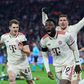 Incrível! Davies marca aos 90+4' e Bayern está na frente da eliminatória (vídeo)