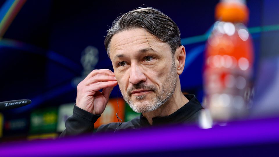 Niko Kovac, treinador do Borussia Dortmund, em conferência de imprensa