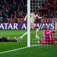 Alphonso Davies marcou o golo que deu o apuramento ao Bayern. FOTO IMAGO