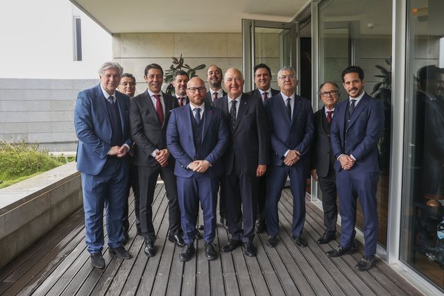 Benfica e Mónaco à mesa