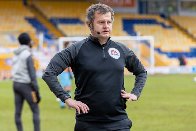 Gareth Viccars, árbitro (Foto: IMAGO)