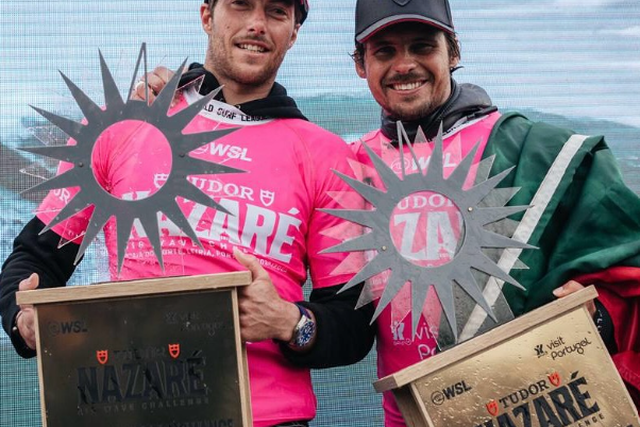 Nicolau von Rupp e Clement Roseyro, lado a lado, com os seus troféus