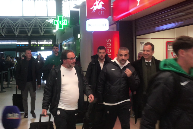 Duas ausências na partida para a Alemanha e Varandas promete «falar depois»