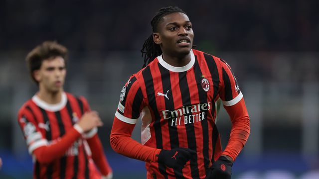 Do céu ao inferno: Milan começa a ganhar e acaba eliminado da Champions (resumo)