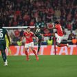 Acabou! O Benfica empata, num final de loucos, e está nos oitavos da Champions!