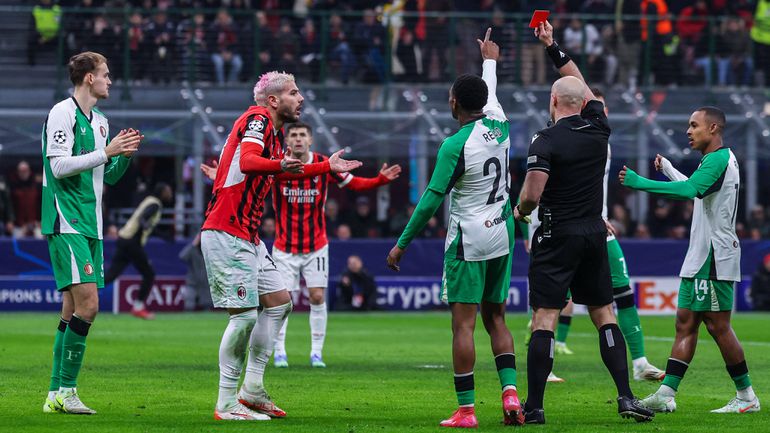 A expulsão de Theo Hernández que tramou o Milan (vídeo)