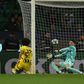 Adeyemi remata para o 3-0 do Dortmund frente ao Sporting, em Alvalade, no 'play-off' da UEFA Champions League 2024/2025