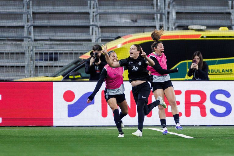 Telma Encarnação marcou um golaço frente ao Hammarby (IMAGO)